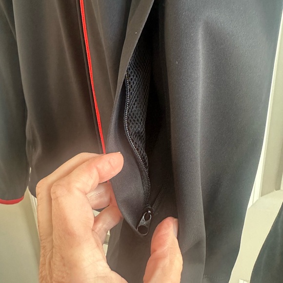 Salomon Men's Performance Jacket in Black with Red Highlights - Picture 3 of 9